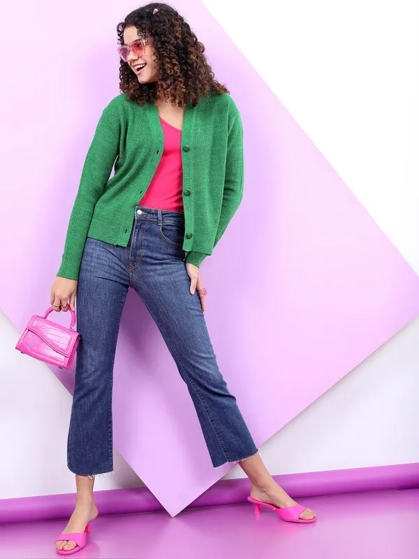 Tokyo Talkies Women Green V-Neck Sweater