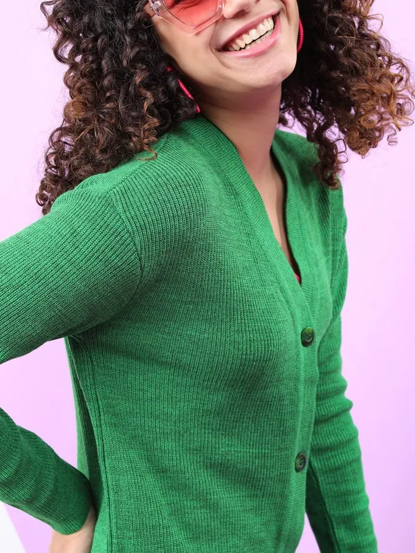 Tokyo Talkies Women Green V-Neck Sweater