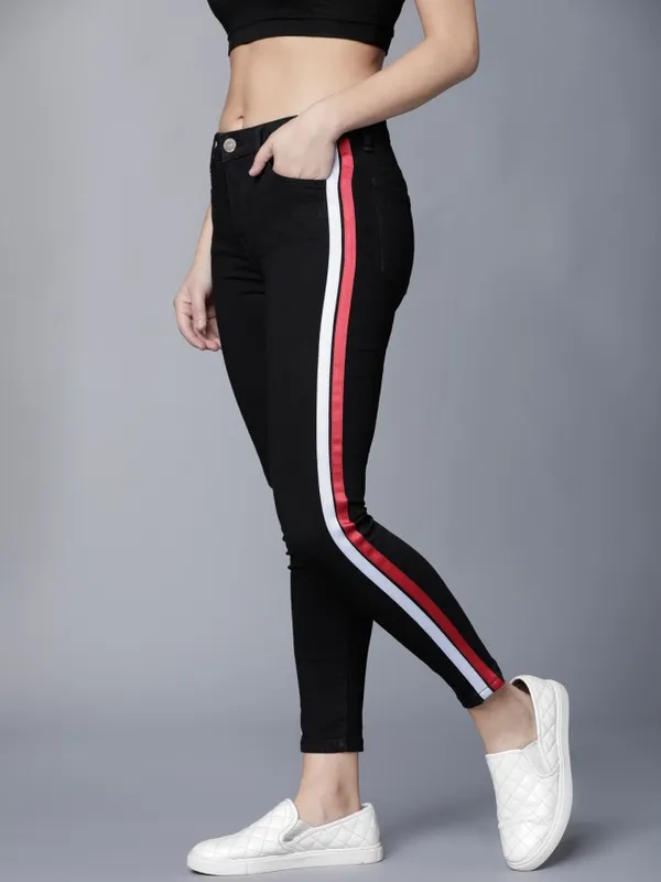 Tokyo Talkies Women Black Super Skinny Fit Stretchable Jeans
