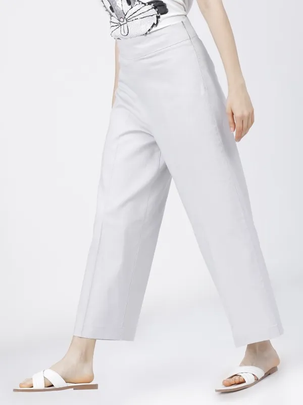 Tokyo Talkies Women Grey Solid Flared Parallel Trousers