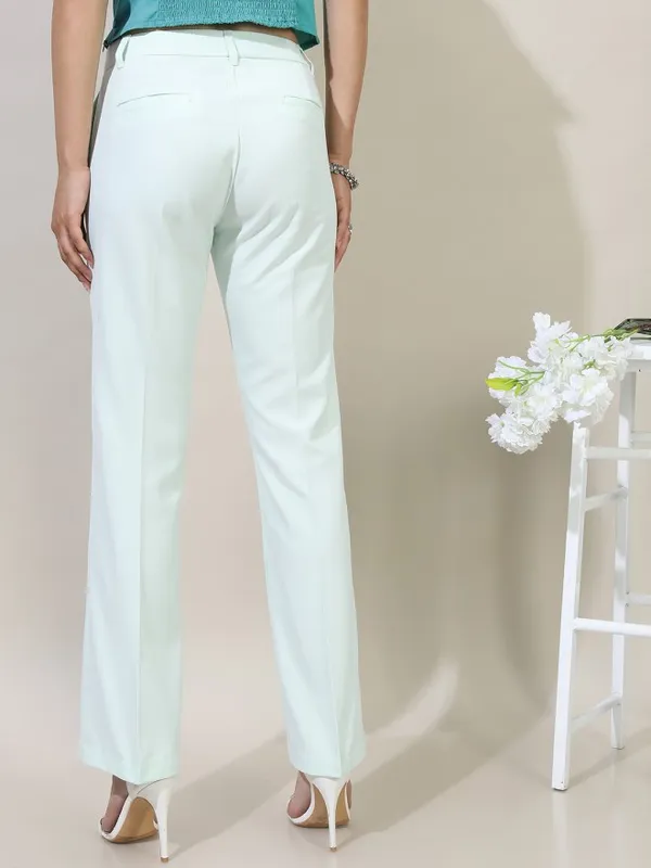 Tokyo Talkies Women Green Solid Straight Fit Casual Trouser