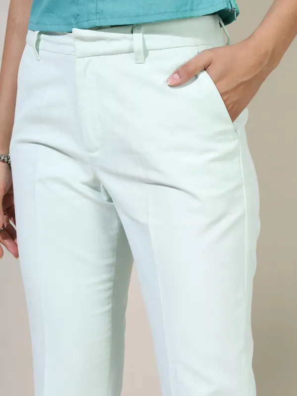 Tokyo Talkies Women Green Solid Straight Fit Casual Trouser