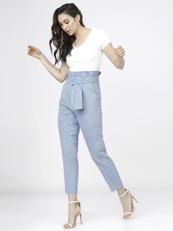 Tokyo Talkies Women Blue Solid Tapered Fit Casual Trouser