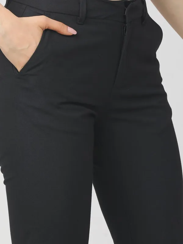 Tokyo Talkies Women Black Solid Straight Fit Casual Trouser