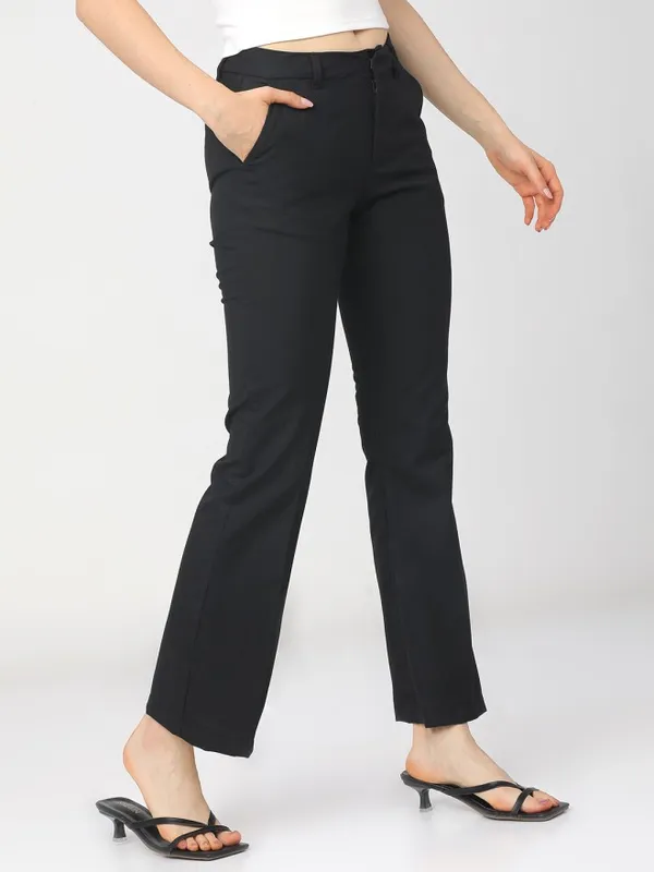 Tokyo Talkies Women Black Solid Straight Fit Casual Trouser
