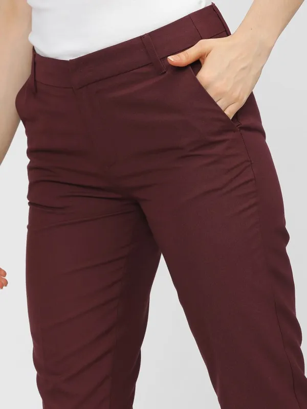 Tokyo Talkies Women Burgundy Solid Slim Fit Casual Trouser