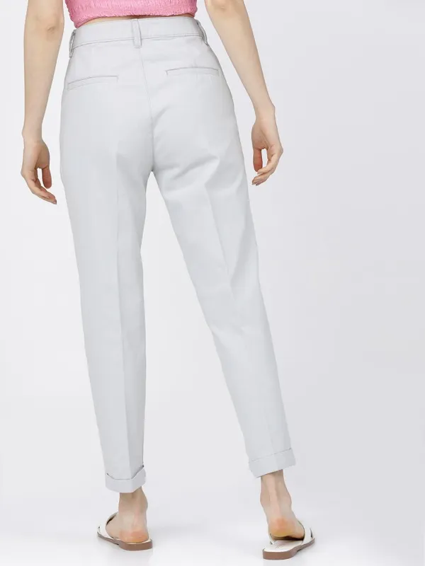 Tokyo Talkies Women Blue Solid Tapered Fit Chinos