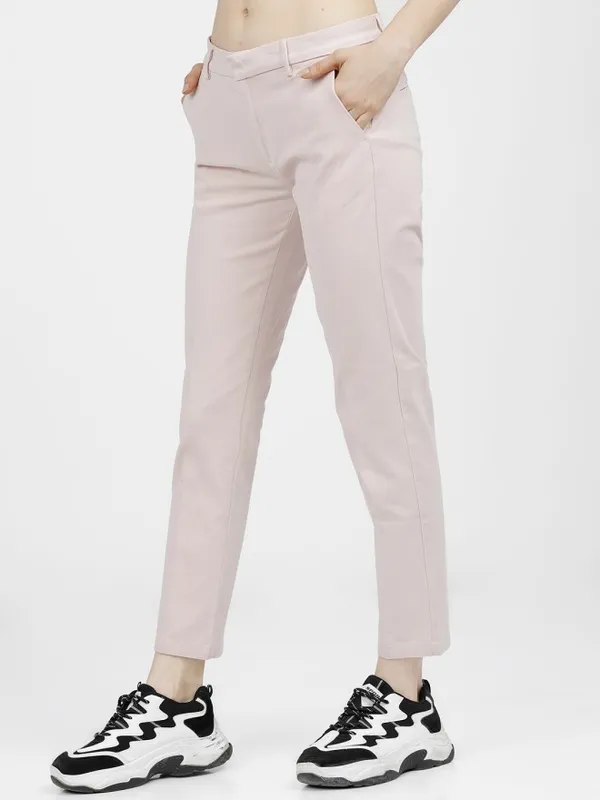 Solid Tapered Fit Casual Trouser