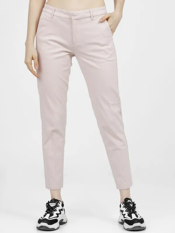 Tokyo Talkies Women Pink Solid Tapered Fit Casual Trouser