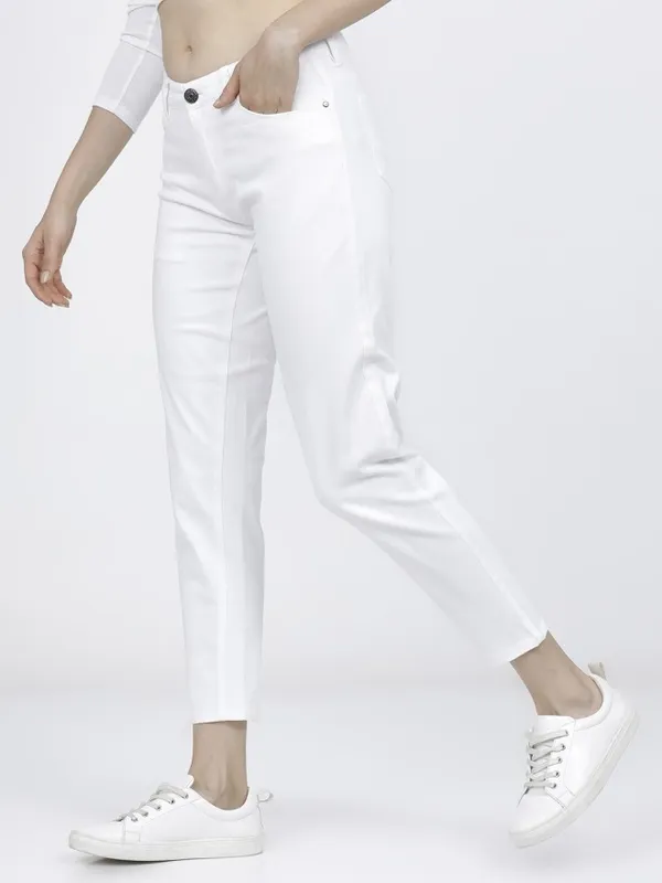 Tokyo Talkies Women White Solid Slim Fit Chinos