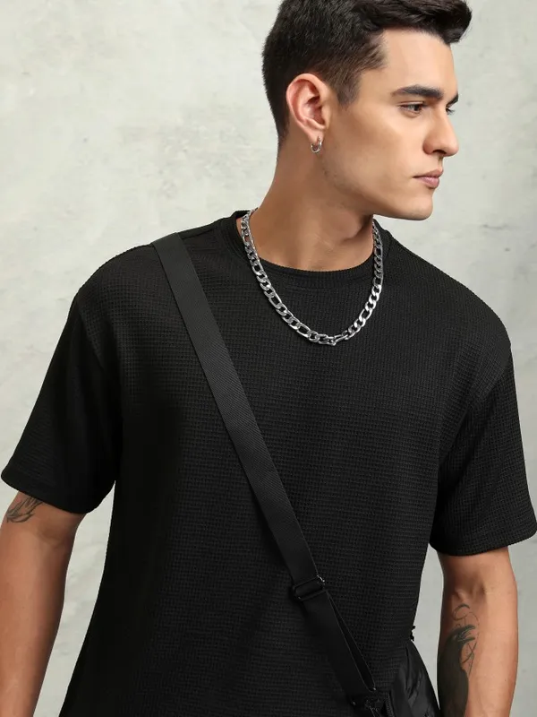 Highlander Men Black Self Design Relaxed Fit T-Shirt
