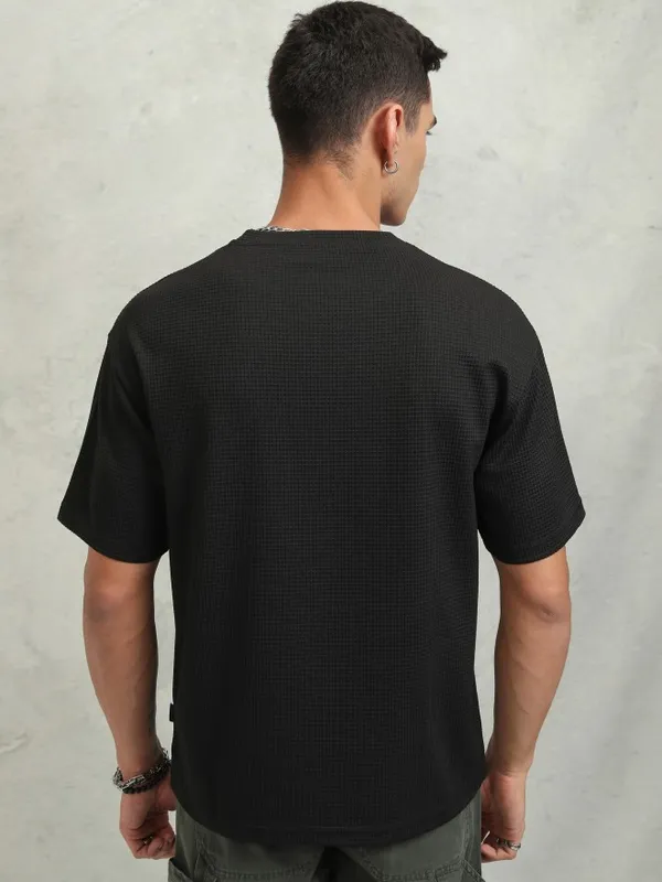 Highlander Men Black Self Design Relaxed Fit T-Shirt