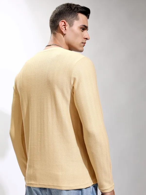 Highlander Men Beige Self Design Round Neck Relaxed Fit T-Shirt