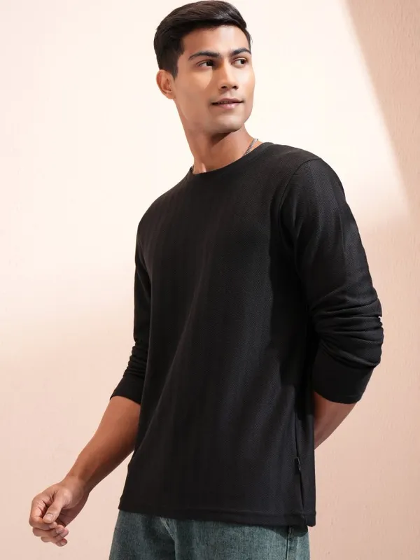 Highlander Men Black Self Design Relaxed Fit T-Shirt