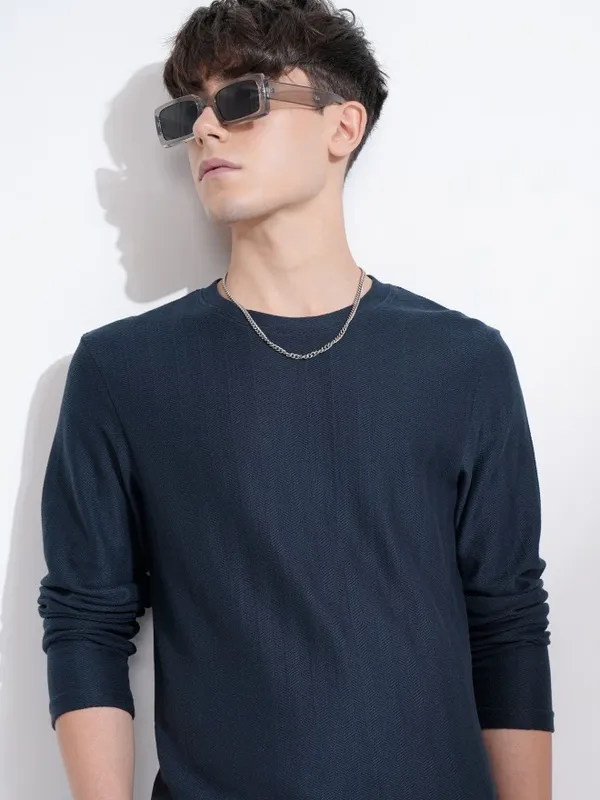 Highlander Men Navy Blue Self Design Round Neck Relaxed Fit T-Shirt