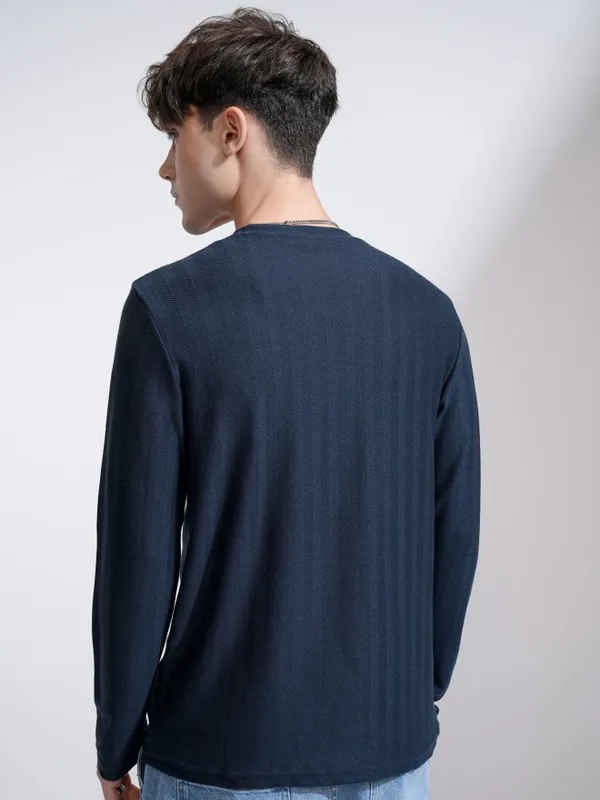 Highlander Men Navy Blue Self Design Round Neck Relaxed Fit T-Shirt