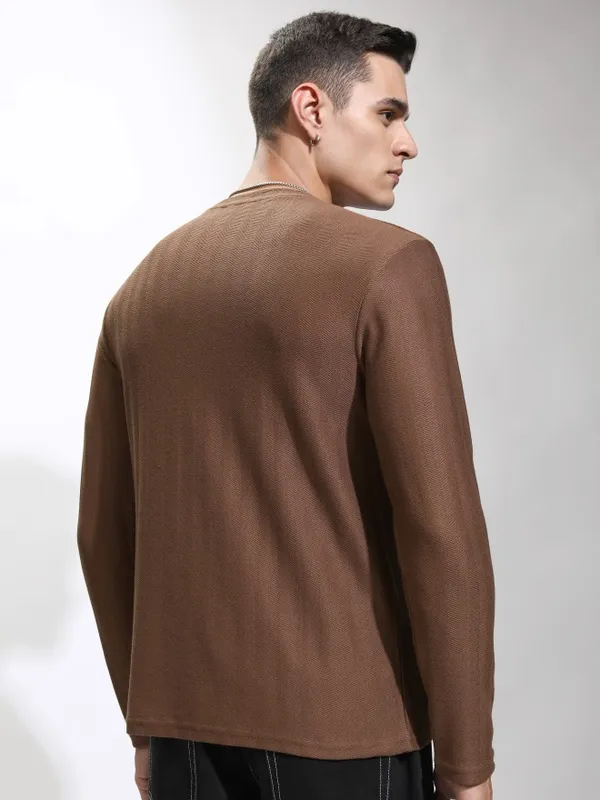 Highlander Men Brown Self Design Round Neck Relaxed Fit T-Shirt
