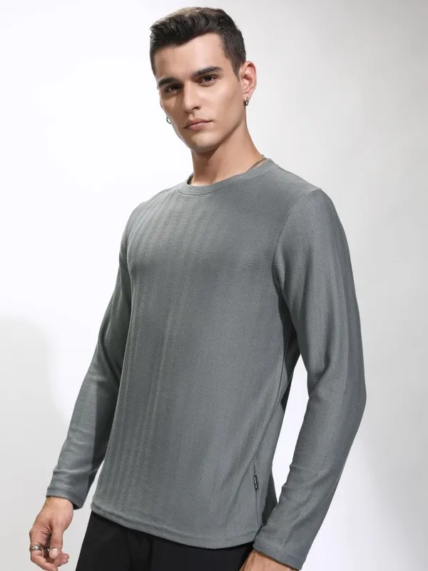 Highlander Men Grey Self Design Round Neck Relaxed Fit T-Shirt