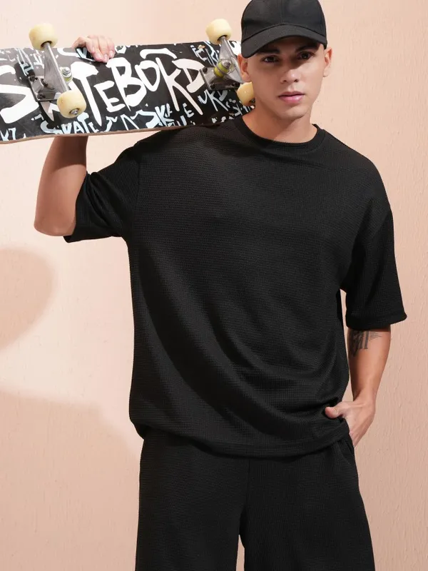 Highlander Men Black T-Shirt With Shorts Co-Ords