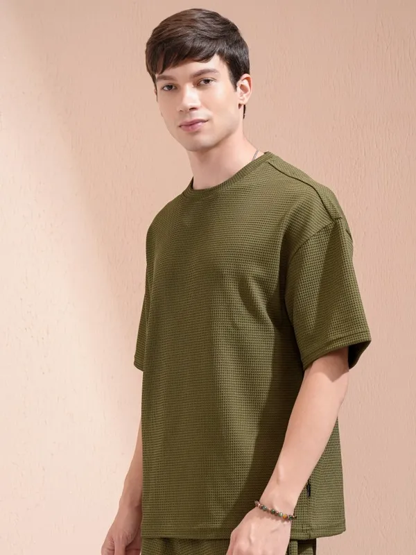 Highlander Men Olive T-Shirt With Shorts Co-Ords