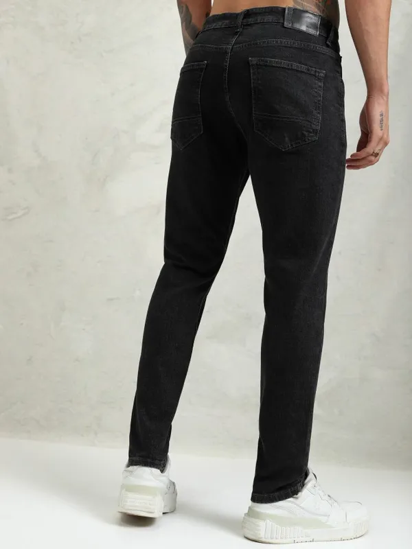 Highlander Men Black Tapered Fit Stretchable Jeans