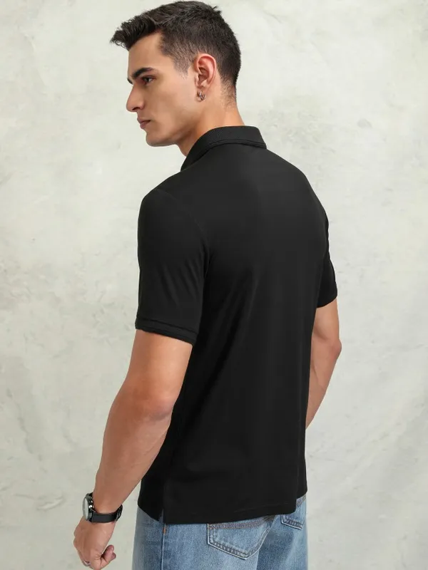 Highlander Men Black Solid Polo Collar T-Shirt