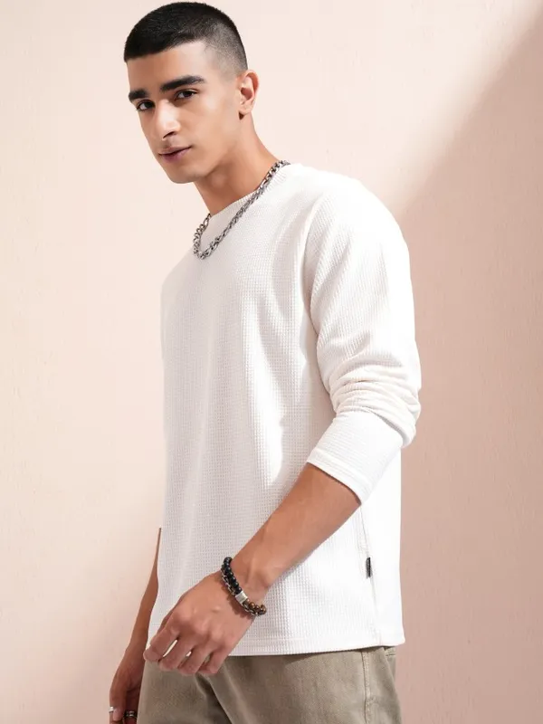 Highlander Men Off White Self Design Round Neck Relaxed Fit T-Shirt
