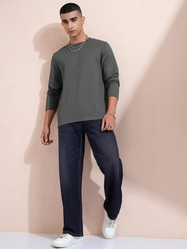 Highlander Men Grey Self Design Round Neck Relaxed Fit T-Shirt