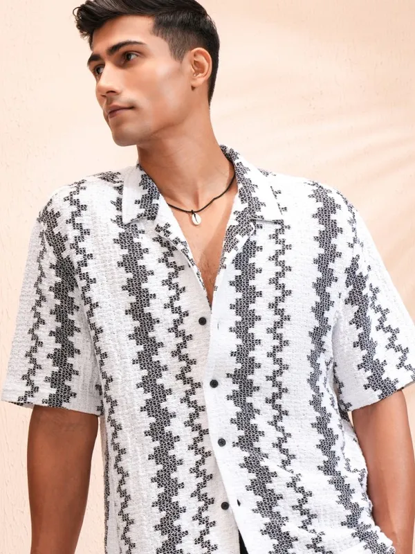 Highlander Men White Textured Relaxed Fit Casual Shirt