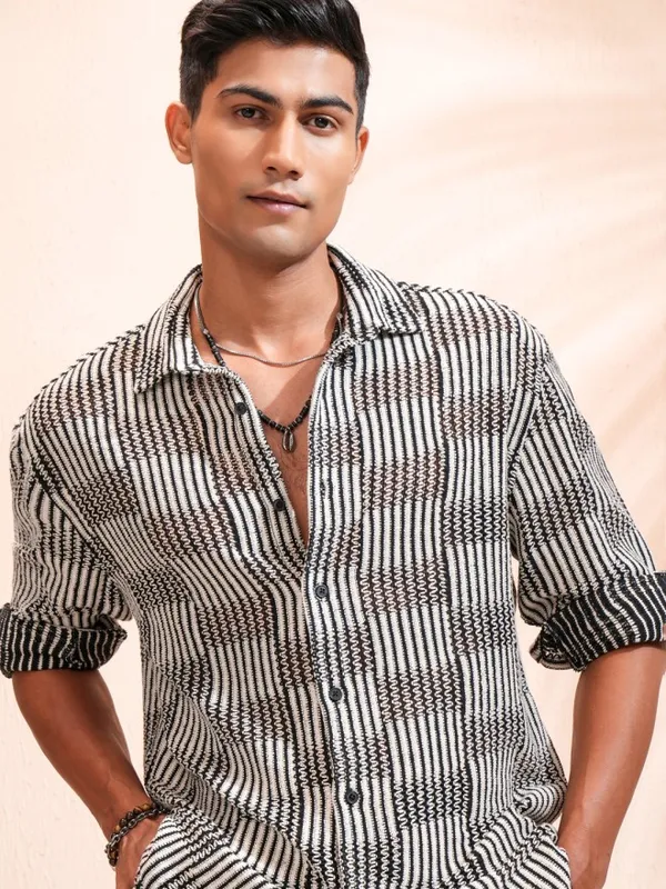 Highlander Men Black Self Design Relaxed Fit Casual Shirt