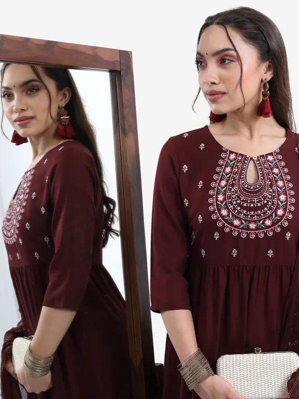 Women Kurta With Palazzo And Dupatta