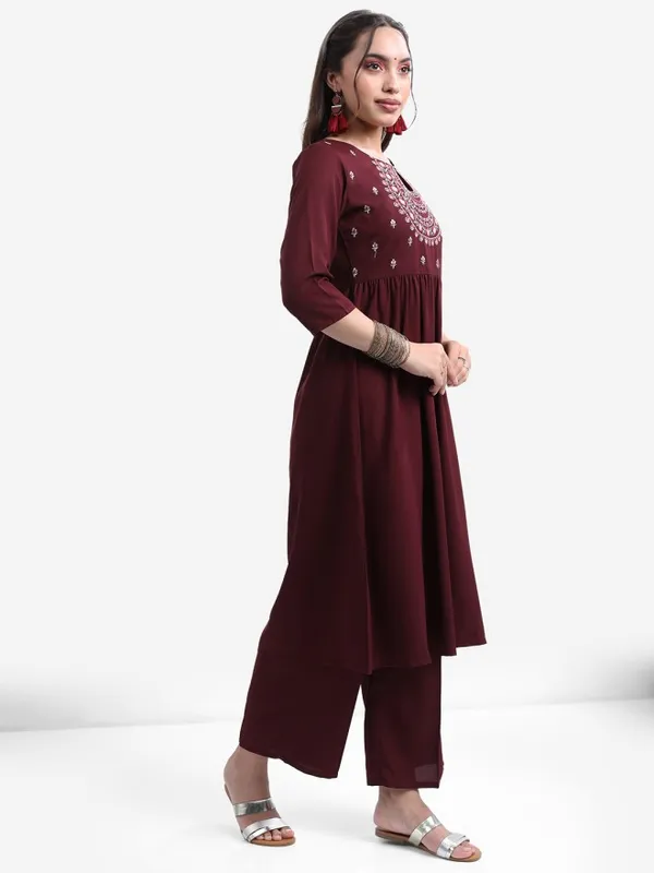 Women Kurta With Palazzo And Dupatta