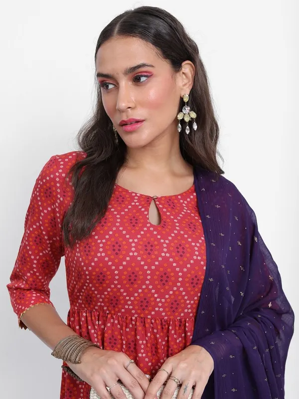 Women Kurta With Palazzos With Dupatta