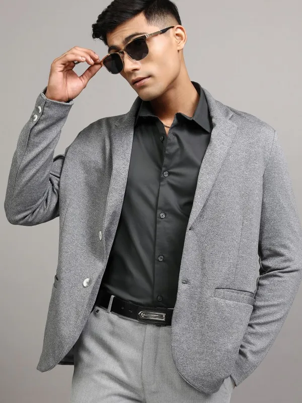 Locomotive Men Charcoal Solid Slim Fit Casual Shirt