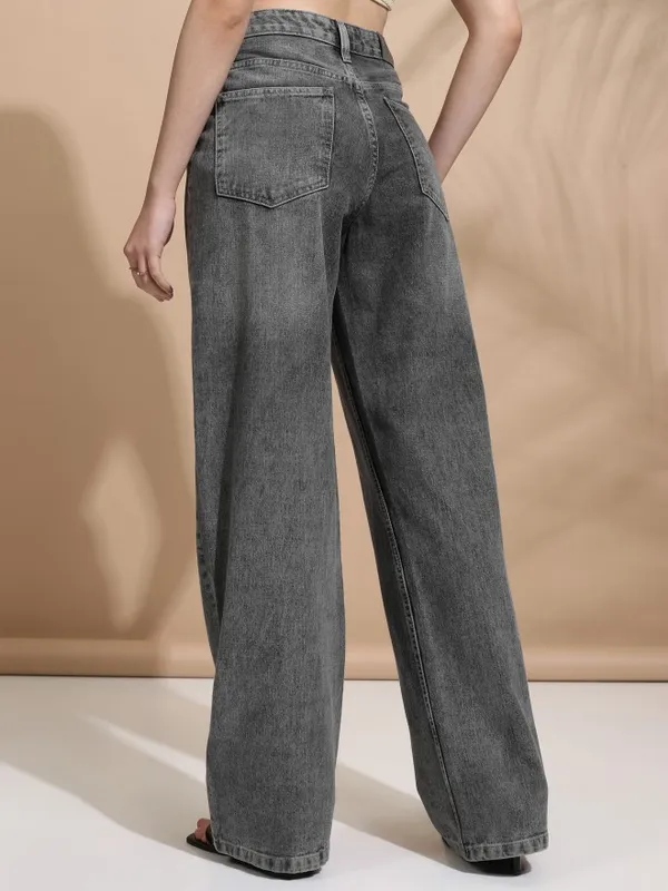 Women Straight Fit Jeans