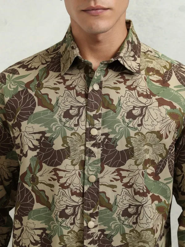 Highlander Men Khaki Printed Oversized Fit Casual Shirt