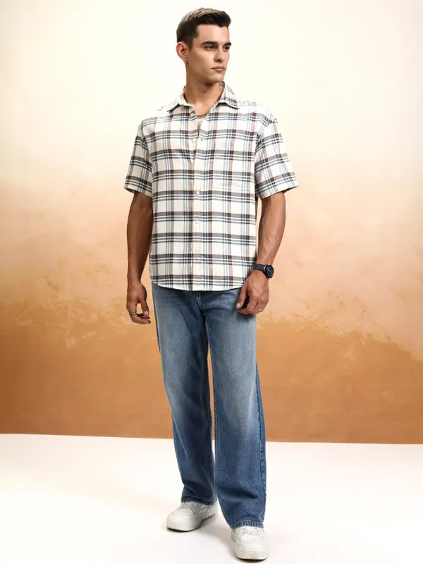 Highlander Men Cream Checked Oversized Fit Casual Shirt