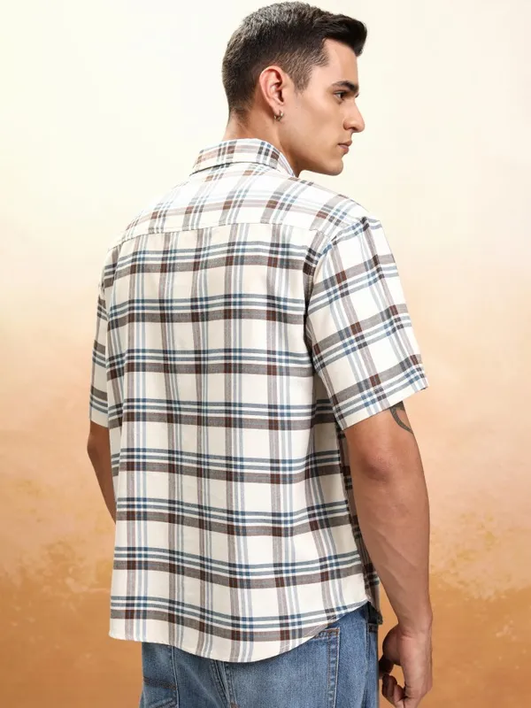 Highlander Men Cream Checked Oversized Fit Casual Shirt