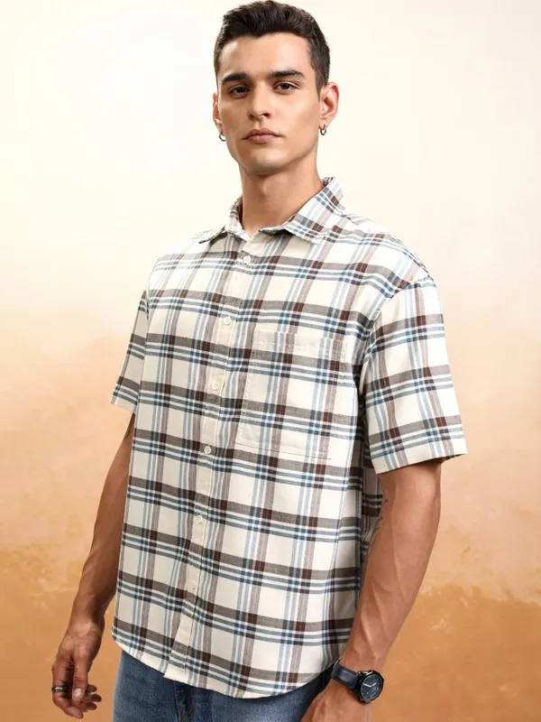 Highlander Men Cream Checked Oversized Fit Casual Shirt