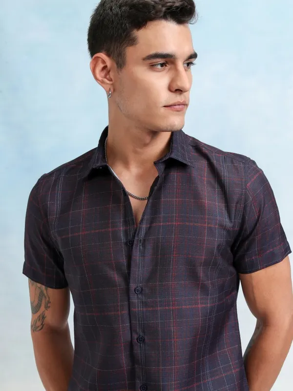 Highlander Men Navy Blue Checked Regular Fit Casual Shirt