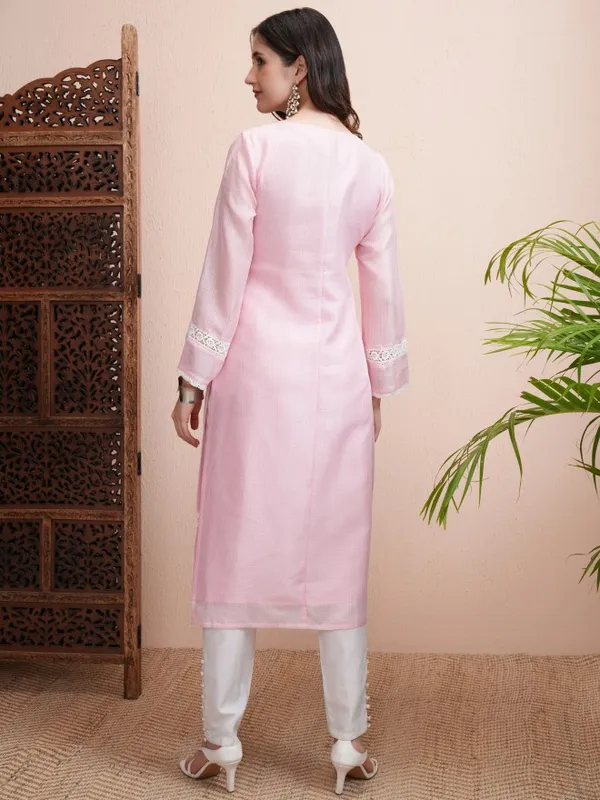 Vishudh Women Pink Embroidered Straight Kurta