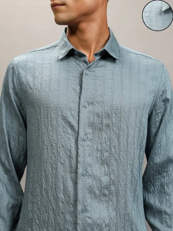 Highlander Men Teal Textured Slim Fit Casual Shirt