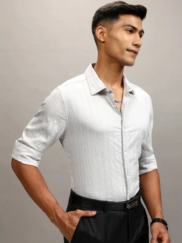Highlander Men Grey Textured Slim Fit Casual Shirt