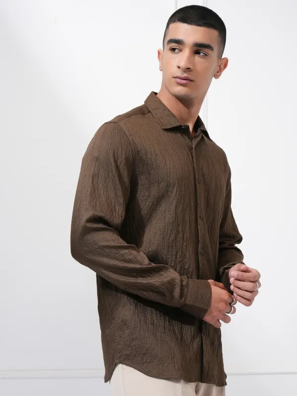 Men Slim Fit Casual Shirt