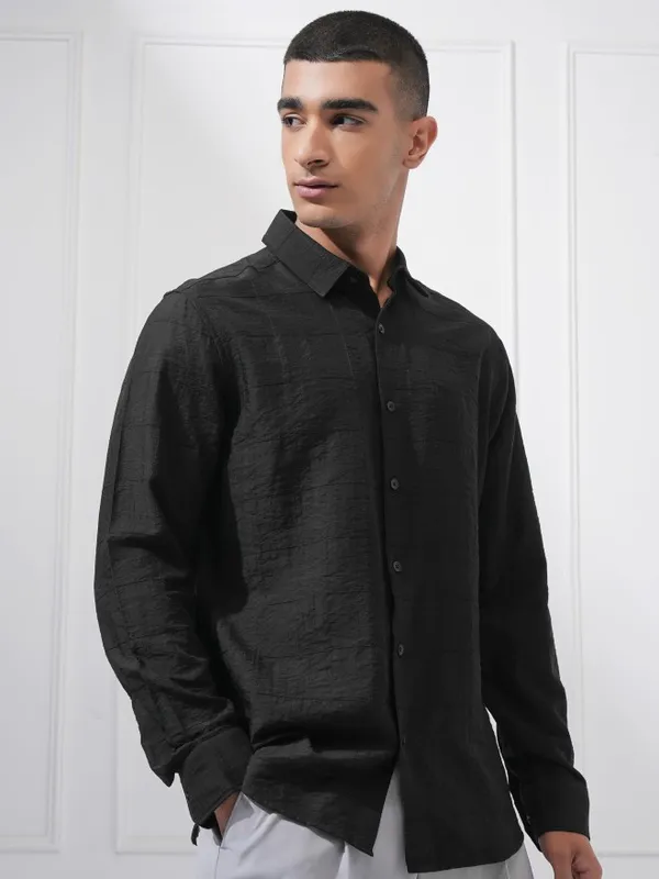 Highlander Men Black Textured Slim Fit Casual Shirt