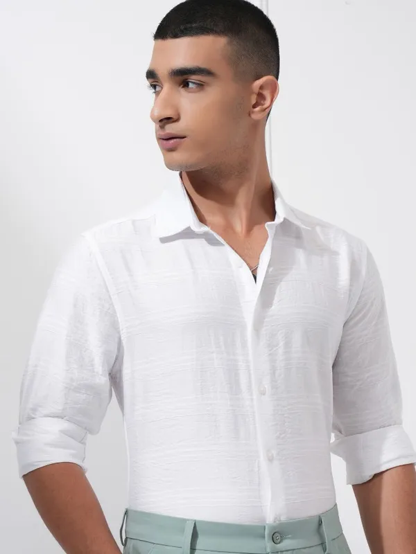 Highlander Men White Textured Slim Fit Casual Shirt