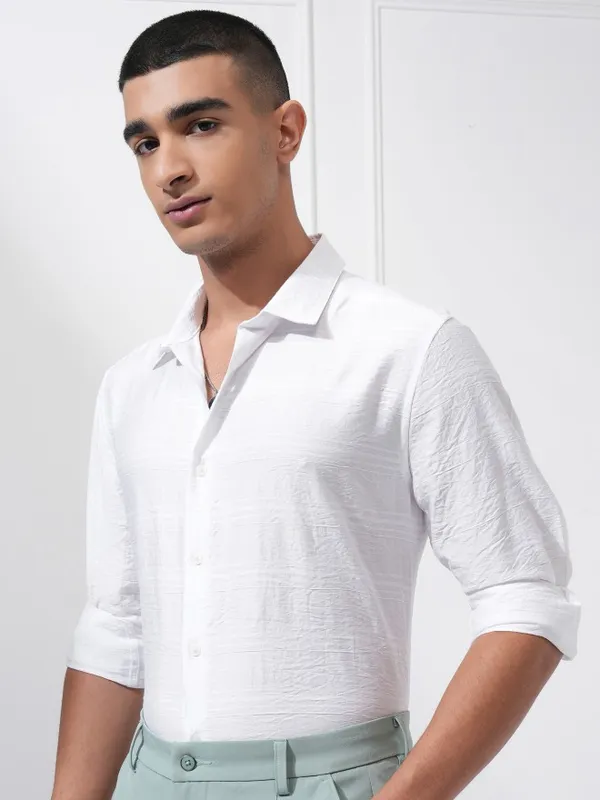 Highlander Men White Textured Slim Fit Casual Shirt