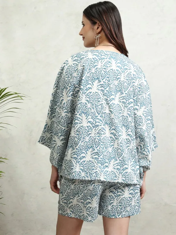 Tokyo Talkies Women Blue Printed Regular Top