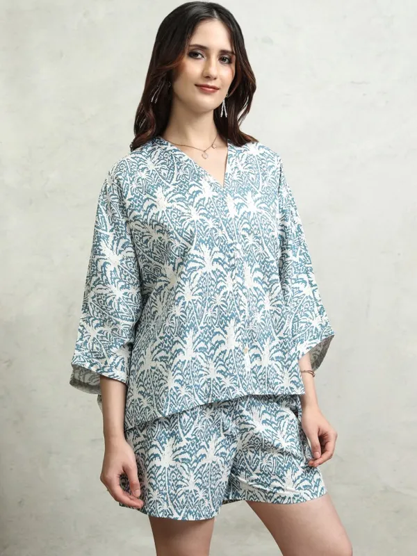 Tokyo Talkies Women Blue Printed Regular Top