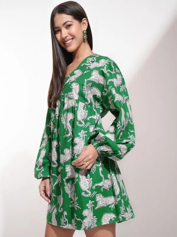 Tokyo Talkies Women Green Printed Fit And Flare Dress